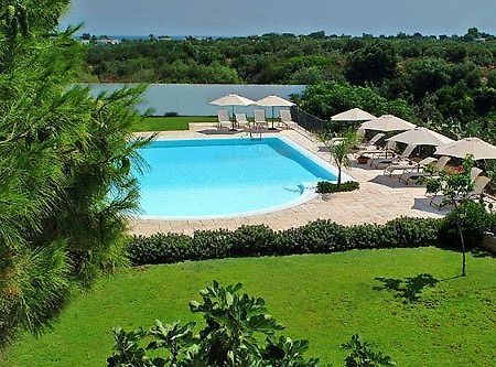 Hotel Masseria L'Ovile Остуни Экстерьер фото
