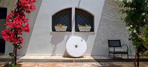 Hotel Masseria L'Ovile Остуни Экстерьер фото